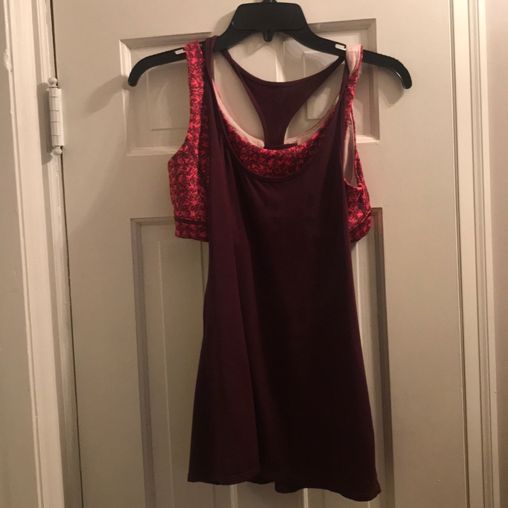 Lululemon maroon tank
